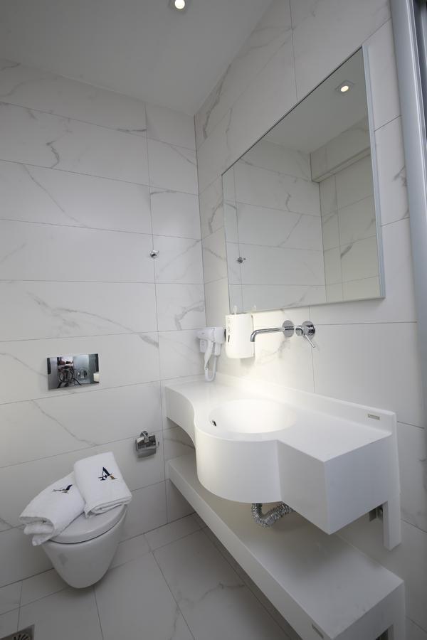 Albatros Suites Vrasná Dış mekan fotoğraf