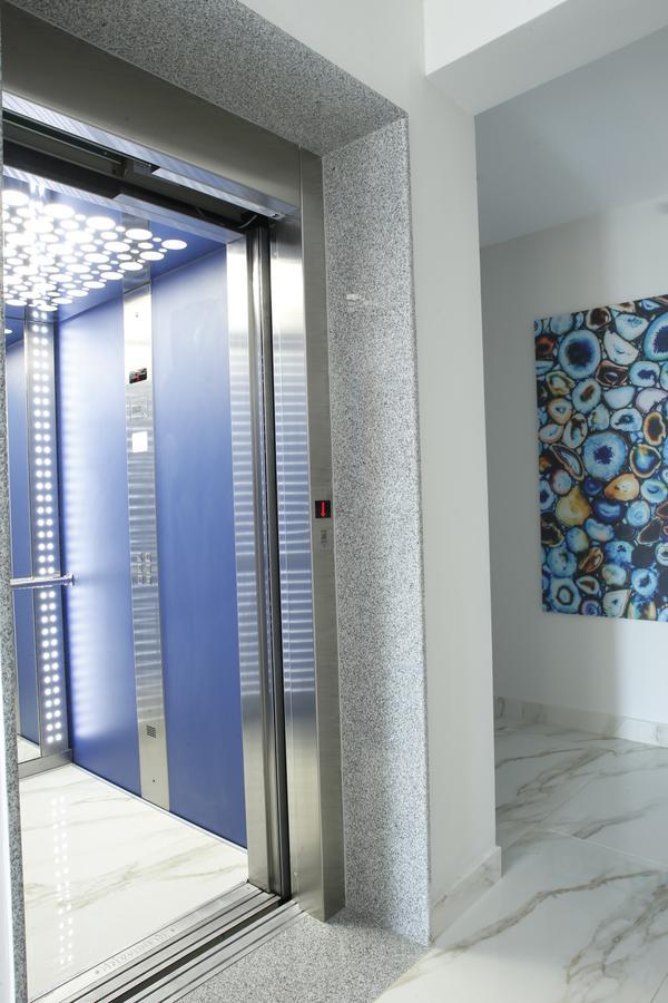 Albatros Suites Vrasná Dış mekan fotoğraf