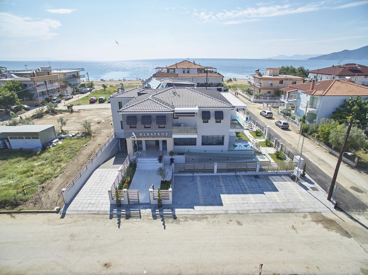 Albatros Suites Vrasná Dış mekan fotoğraf