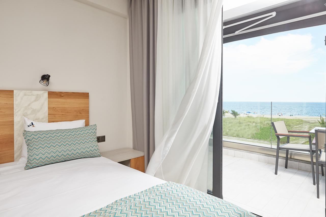 Albatros Suites Vrasná Dış mekan fotoğraf
