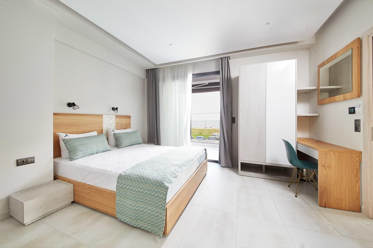 Albatros Suites Vrasná Dış mekan fotoğraf